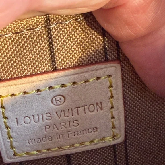 Louis Vuitton Neverfull Monogram Brown Wristlet Like New - Picture 12 of 14